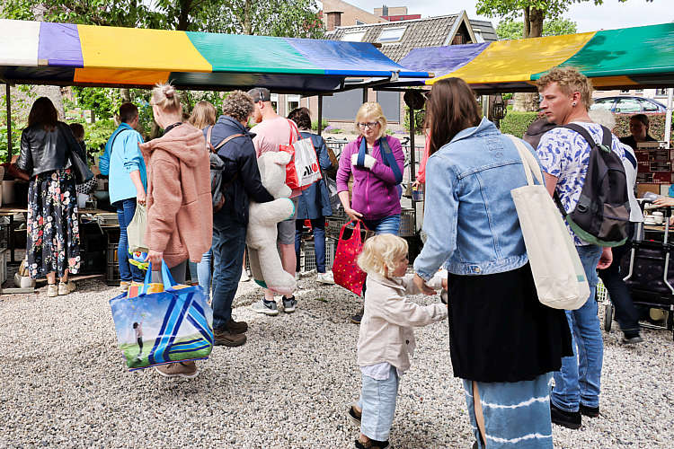 Rommelmarkt 2022 Waarder_137